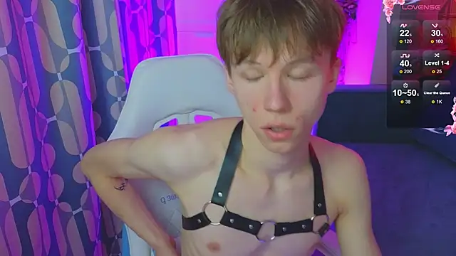 cuMte boy online show from April 30, 2:07 am