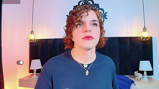 Skyee angel online show from April 21, 7:31 pm