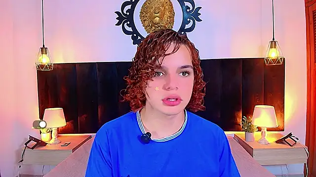 Skyee angel online show from June 20, 7:30 pm