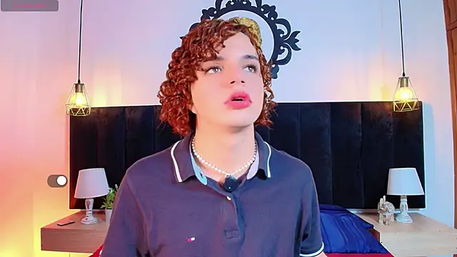 Skyee angel online show from April 20, 7:49 pm