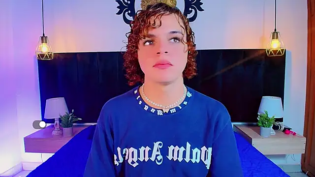 Skyee angel online show from May 18, 1:39 pm