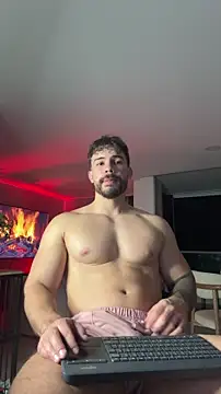 Valenthino Salvatore online show from May 16, 12:19 am