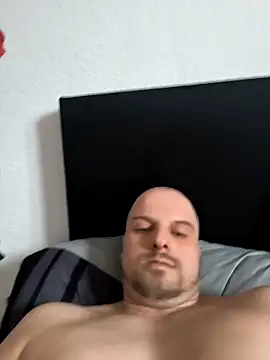 Phoenix2310 online show from March 24, 11:04 am