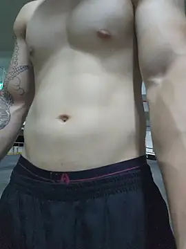 Valerious180 online show from July 5, 5:20 pm