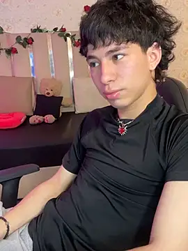 kaelwolf tay online show from March 31, 7:26 pm