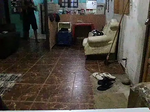 Pirulaibe23 online show from April 10, 1:01 am