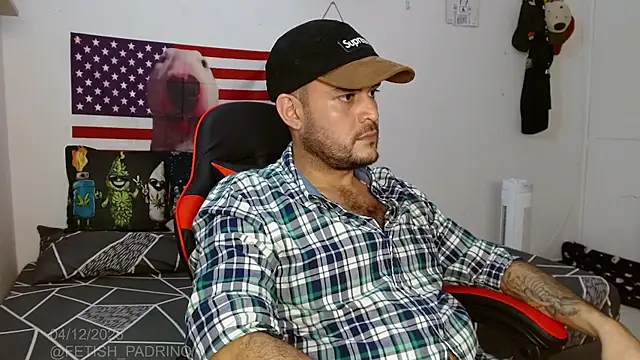 holegape online show from December 5, 3:35 am