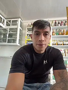 OliverWest04 online show from April 26, 6:38 pm