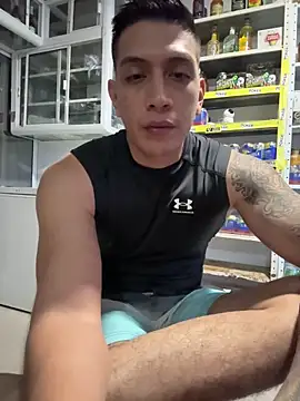 OliverWest04 online show from April 8, 11:02 pm