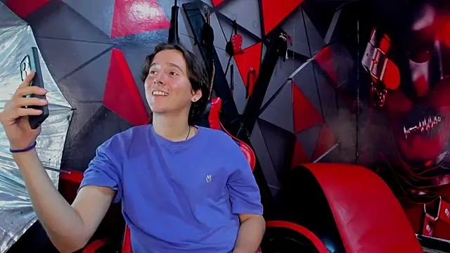 Aaron LatinMen2 online show from December 17, 8:59 pm