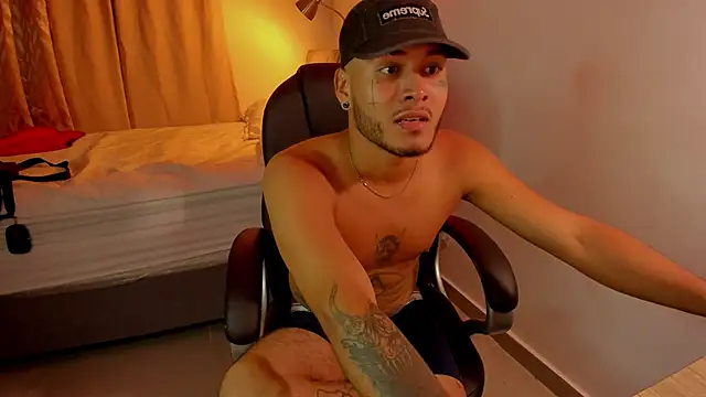 master evil07 online show from December 17, 5:47 am