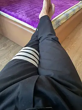 nicky0902 online show from November 29, 9:00 am