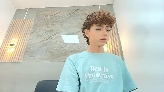 CRISS ALLEN1 online show from March 13, 12:57 pm