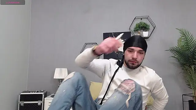 KaneHunter online show from April 25, 8:06 pm