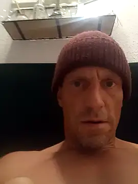 JisslDissl7981 online show from November 26, 4:43 pm