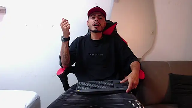 MatthewCullen online show from January 12, 11:53 pm