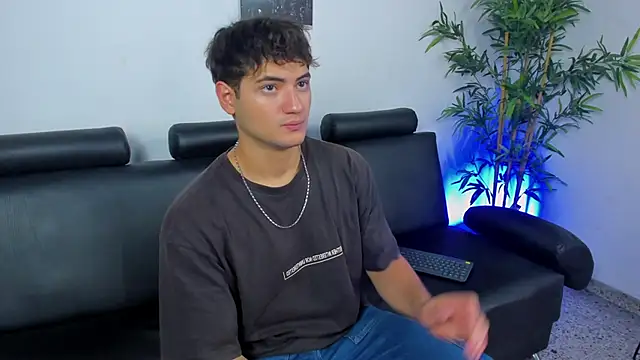 KaelSwitch online show from December 22, 8:06 pm