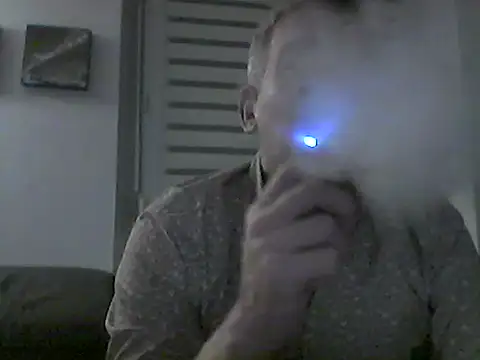 lorisaux online show from April 27, 9:20 pm