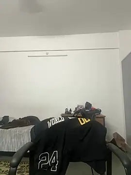 Noavacado  online show from April 2, 7:33 pm