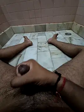 cuteplayboy22  online show from April 29, 9:03 am