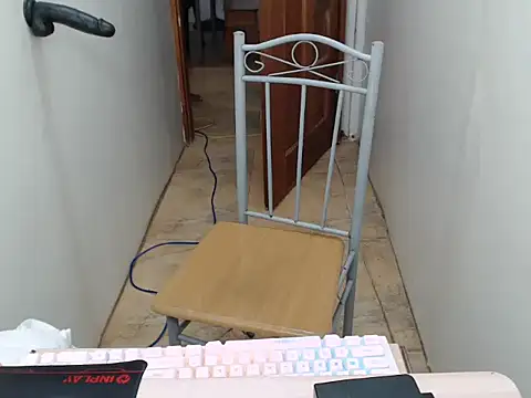 asiantwink0000 online show from December 20, 9:16 am