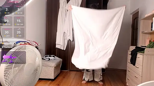 swiftpocket1 online show from January 6, 5:39 pm