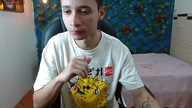 LucassSmith11 online show from February 2, 6:27 pm