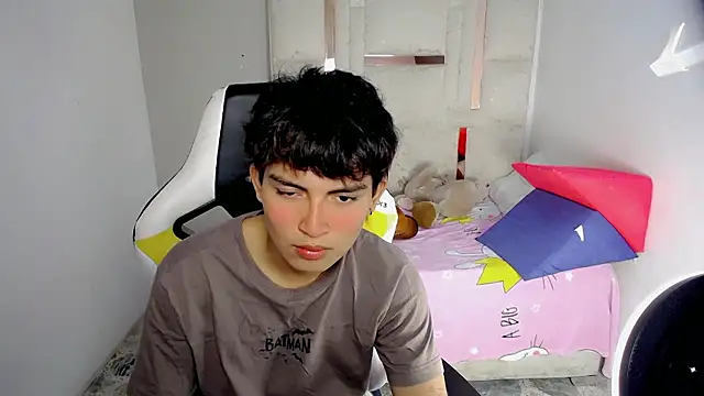 Green XoX online show from January 19, 1:46 pm