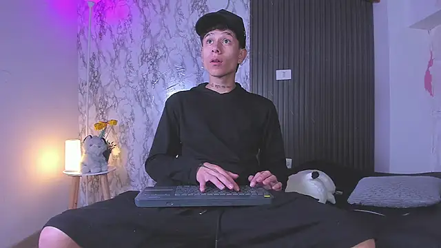 Jake beach  online show from January 18, 6:59 am