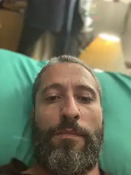 Calientesensible online show from April 25, 12:13 am