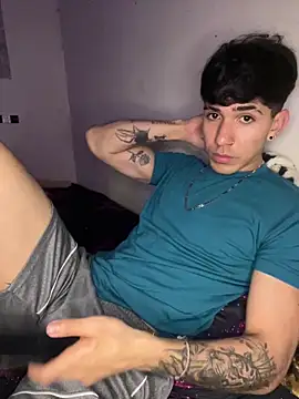 wil hot online show from February 2, 3:05 am