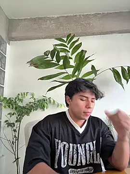 Abramfffj online show from May 4, 9:16 pm