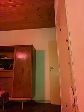 Petebulimia online show from April 22, 7:03 am