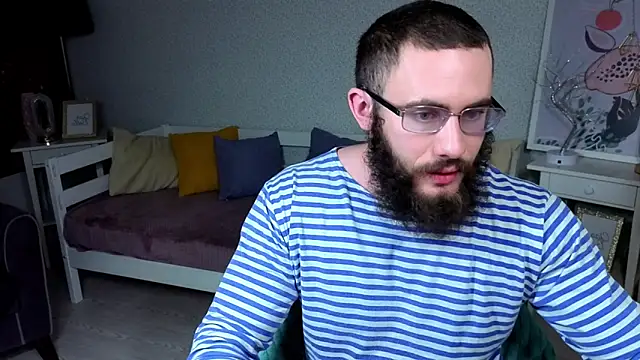 Ant Power online show from April 28, 7:40 pm