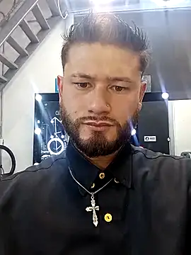 MaxSteel x online show from March 19, 1:42 am