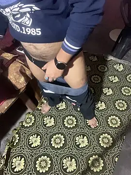 yoyoyohunny online show from December 4, 10:22 am