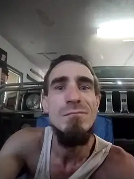 bigjohnson2914 online show from April 26, 7:21 pm