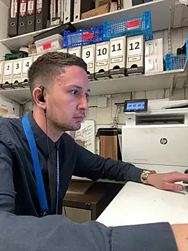 dirtyanal23 online show from April 25, 9:23 pm