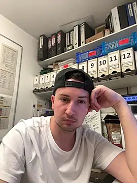 dirtyanal23 online show from February 28, 9:03 pm