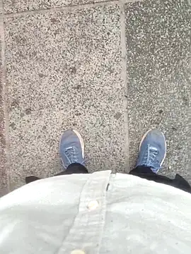 boyfromMum bai online show from April 24, 6:49 am