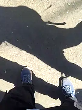 boyfromMum bai online show from February 27, 9:32 am