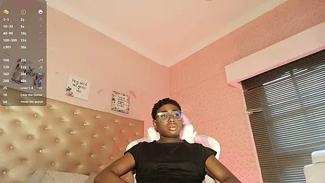 teylor lovee online show from March 13, 9:10 pm