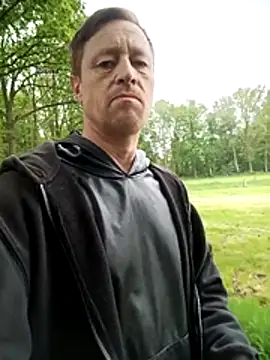 jefflatex45 online show from May 5, 12:29 pm