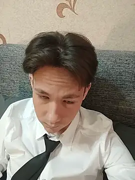 Mark6969s online show from April 7, 1:44 pm