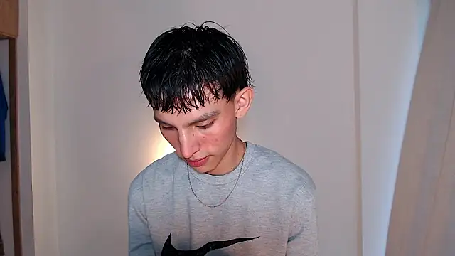 andrew courtzz online show from January 12, 9:19 pm