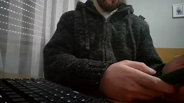 Maxxcock29x online show from December 21, 10:12 am