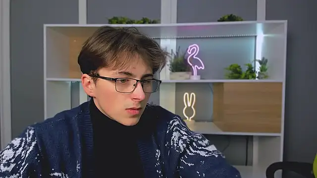 azen rush online show from February 8, 7:18 pm