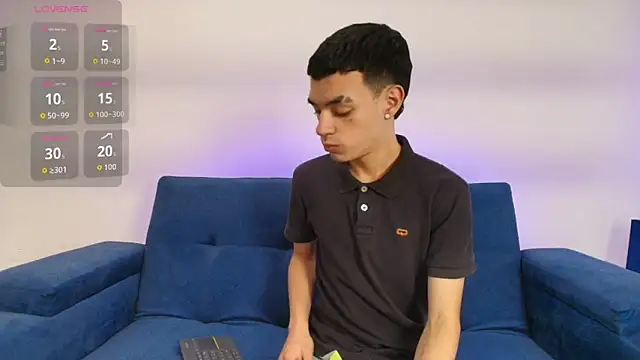 Kris Storm online show from December 19, 8:06 pm