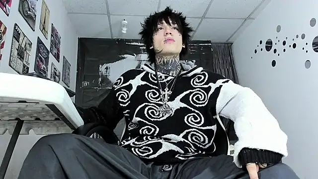 koryu skull online show from March 25, 11:42 pm