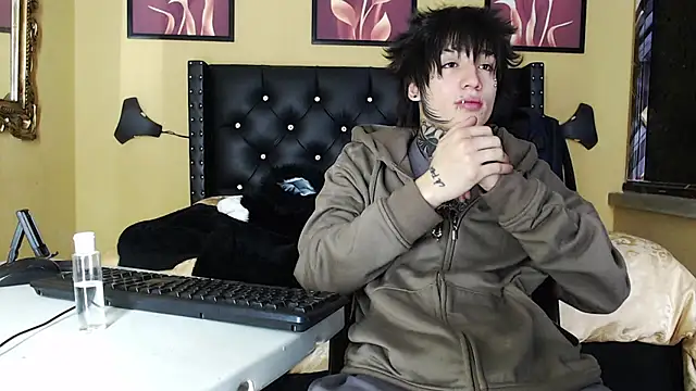 koryu skull online show from April 11, 7:45 am